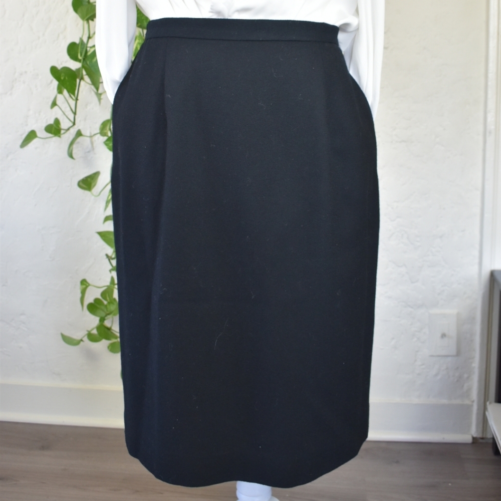 Viscose Knit Pencil Skirt in Black